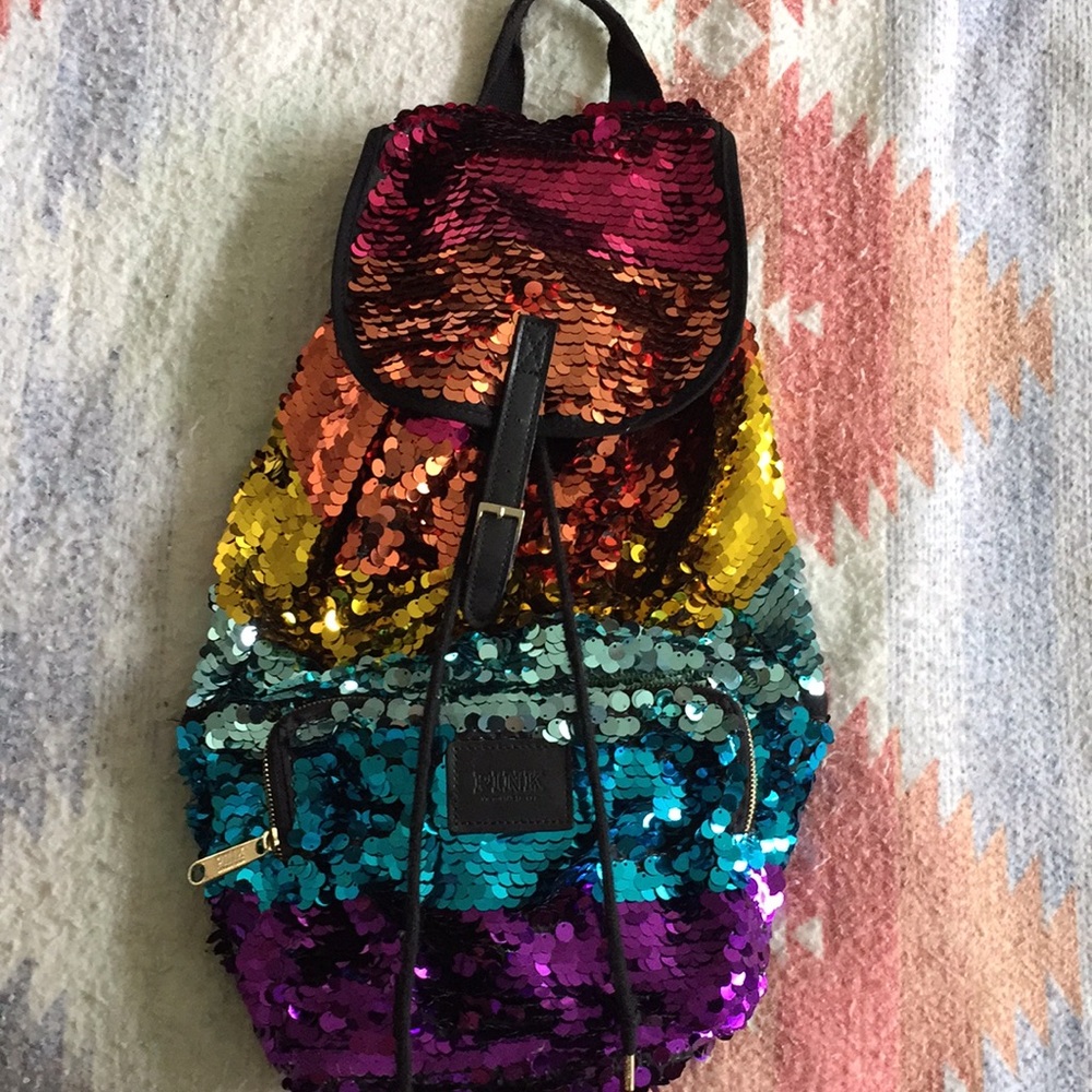 🎀Limited edition Victoria's Secret backpack 🎀.